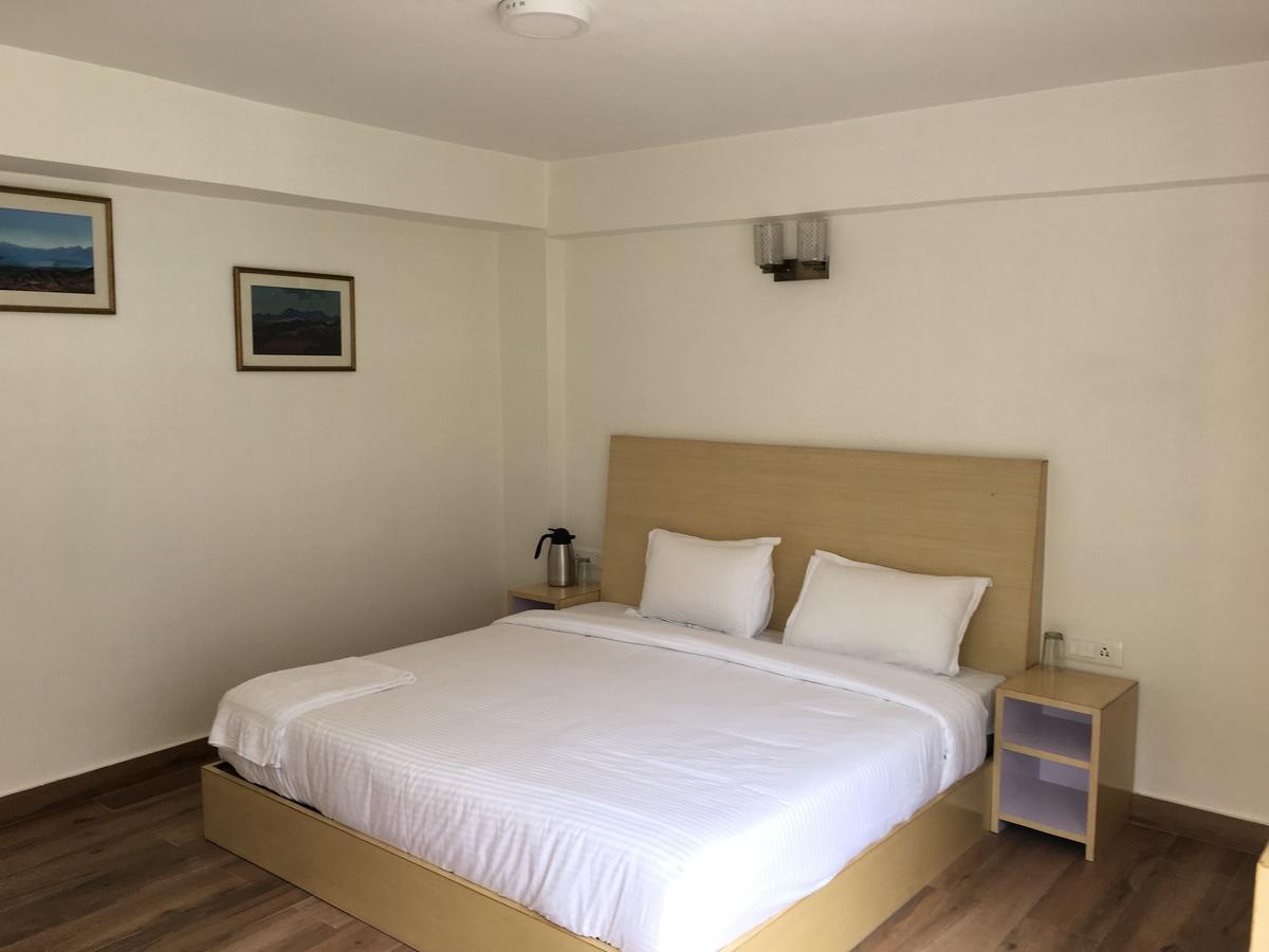 Gemoor Khar- Manor House Bed & Breakfast Jispa Exterior photo