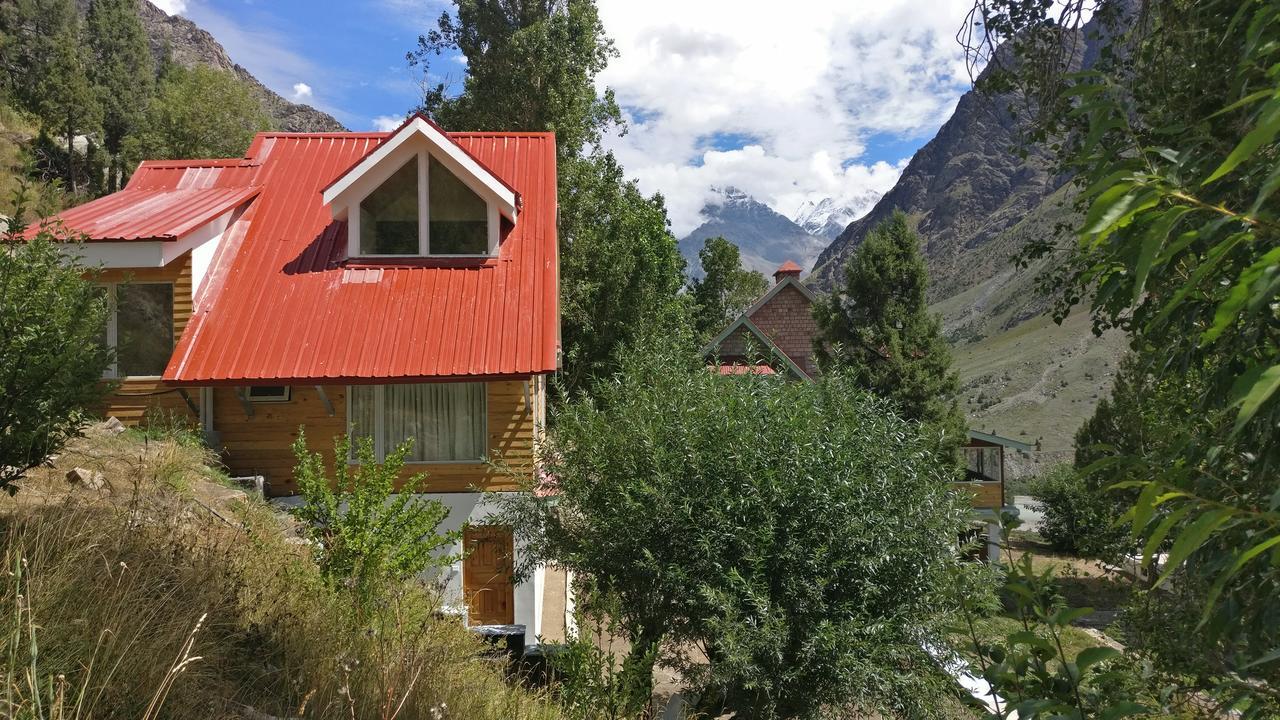 Gemoor Khar- Manor House Bed & Breakfast Jispa Exterior photo